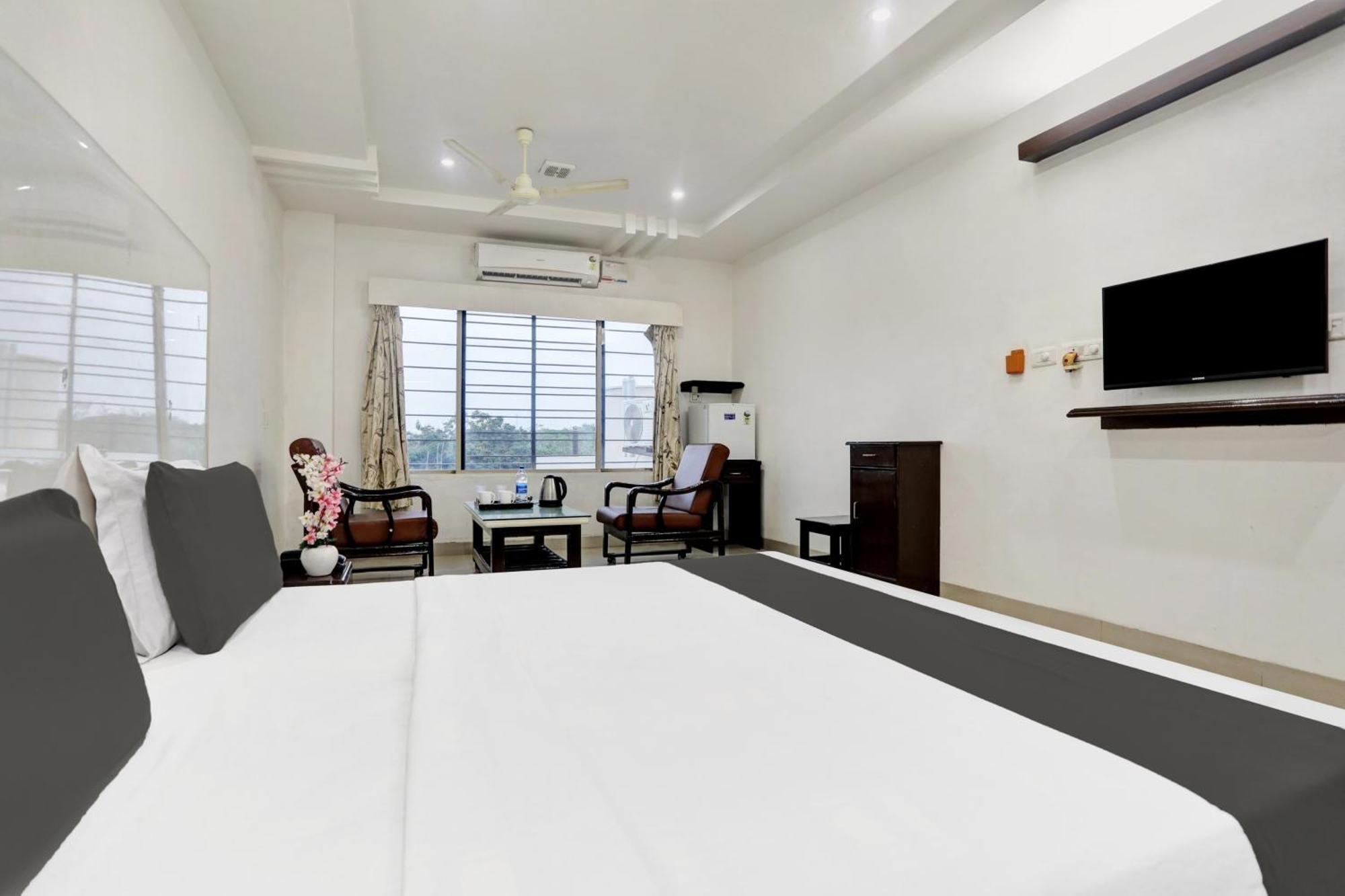 Townhouse Eluru Hotel Exterior foto